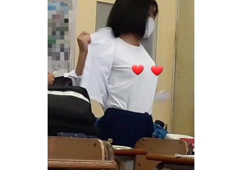 j○ロ○巨乳盗撮 透け放題